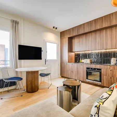 Chic Duplex Apartament *